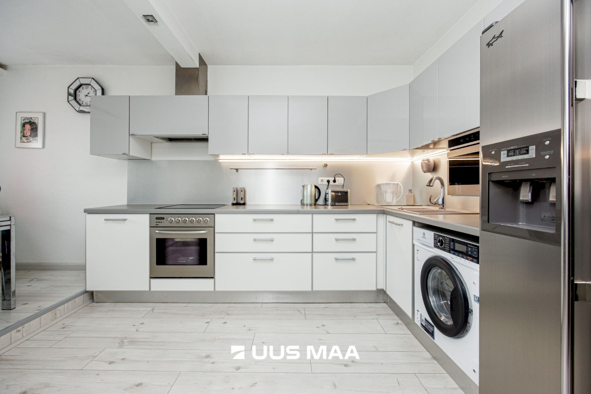 Tallinn, Lasnamäe linnaosa, Liikuri 10