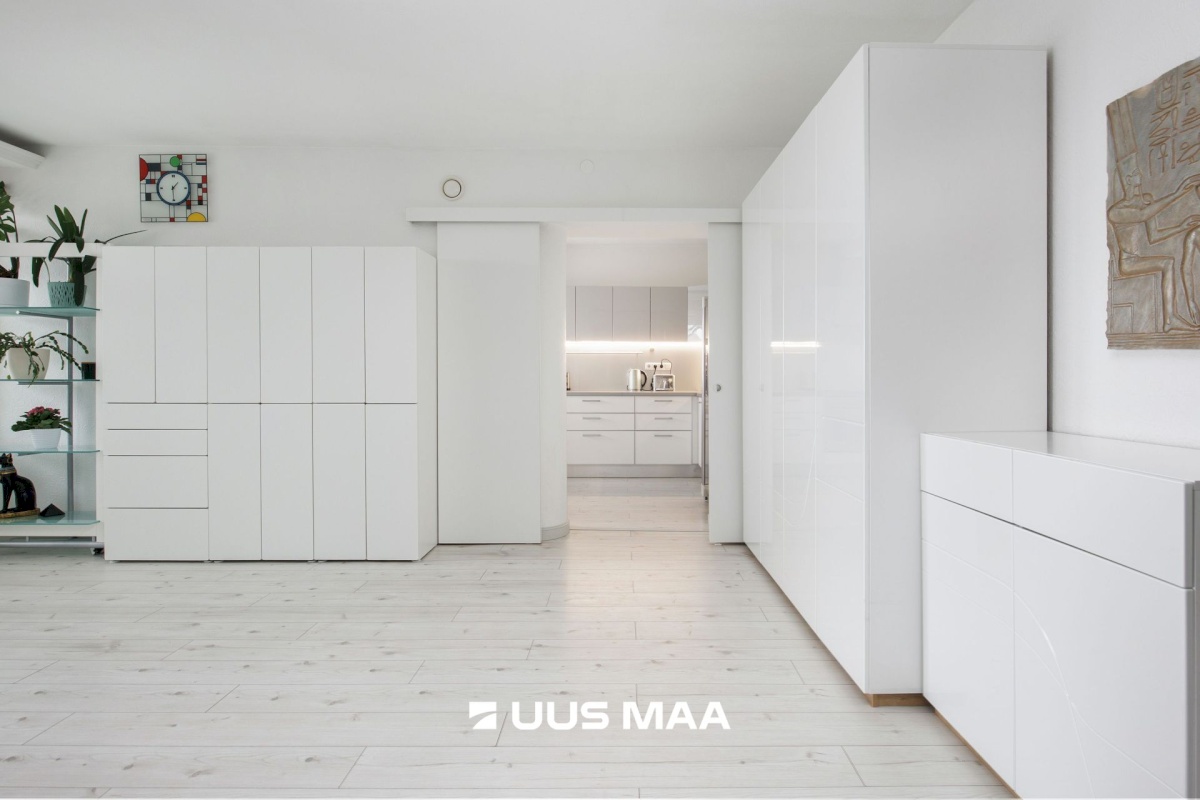 Tallinn, Lasnamäe linnaosa, Liikuri 10