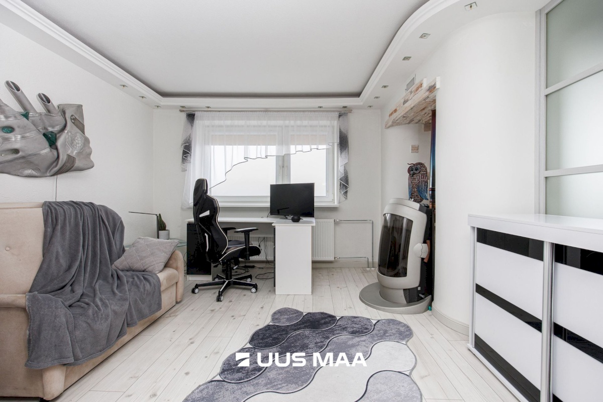 Tallinn, Lasnamäe linnaosa, Liikuri 10