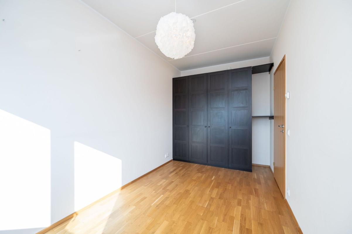 Rae vald, Peetri alevik, Sinilille tee 2/2