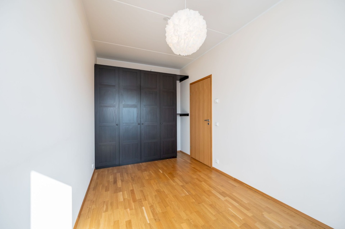 Rae vald, Peetri alevik, Sinilille tee 2/2