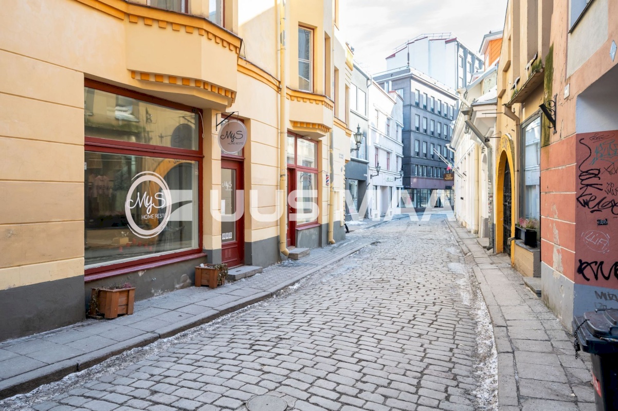 Tallinn, Kesklinna linnaosa, Vanalinn, Väike-Kaarja tn 1