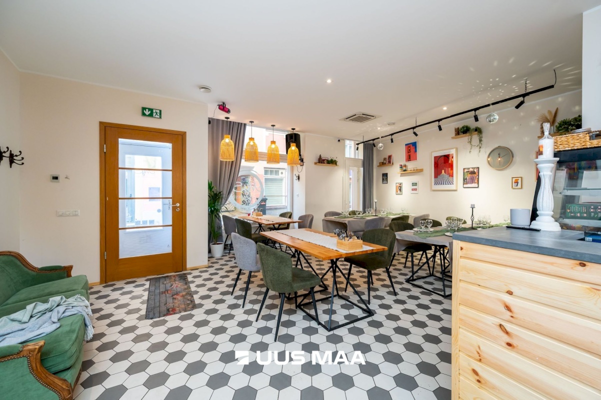 Tallinn, Kesklinna linnaosa, Vanalinn, Väike-Kaarja tn 1