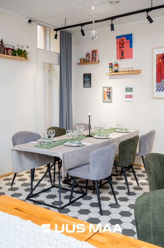 Tallinn, Kesklinna linnaosa, Vanalinn, Väike-Kaarja tn 1