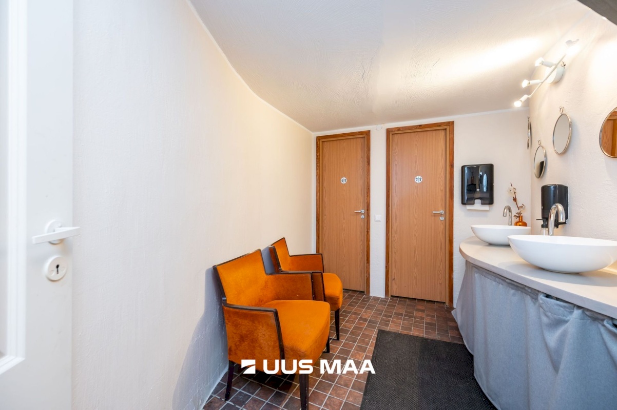 Tallinn, Kesklinna linnaosa, Vanalinn, Väike-Kaarja tn 1