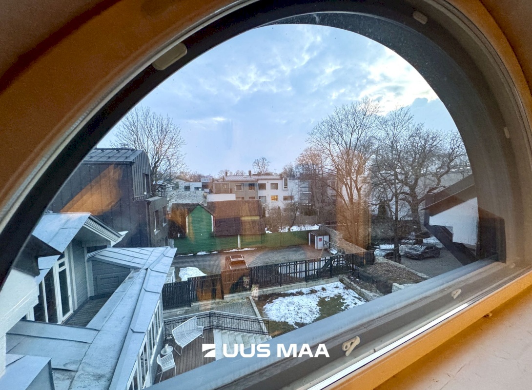 Tallinn, Kesklinna linnaosa, Kadriorg, Koidula 28