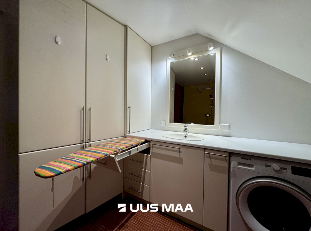 Tallinn, Kesklinna linnaosa, Kadriorg, Koidula 28