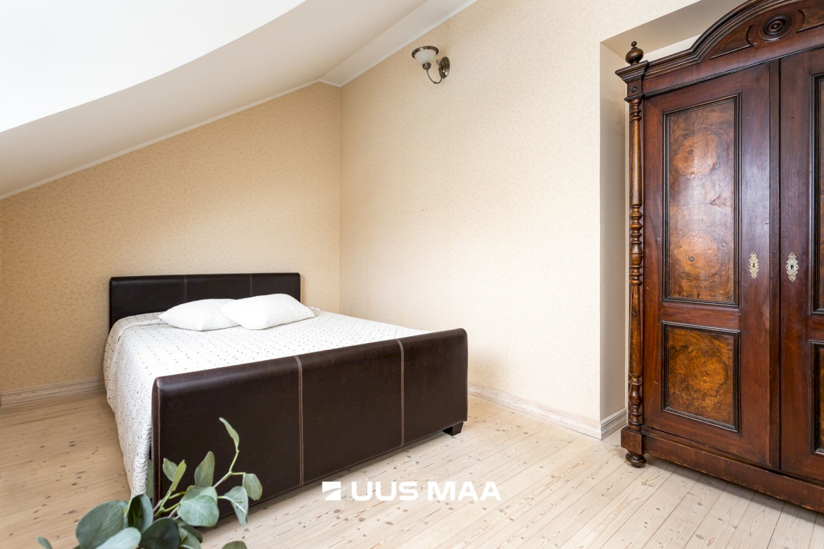 Tallinn, Kesklinna linnaosa, Kadriorg, Koidula 28