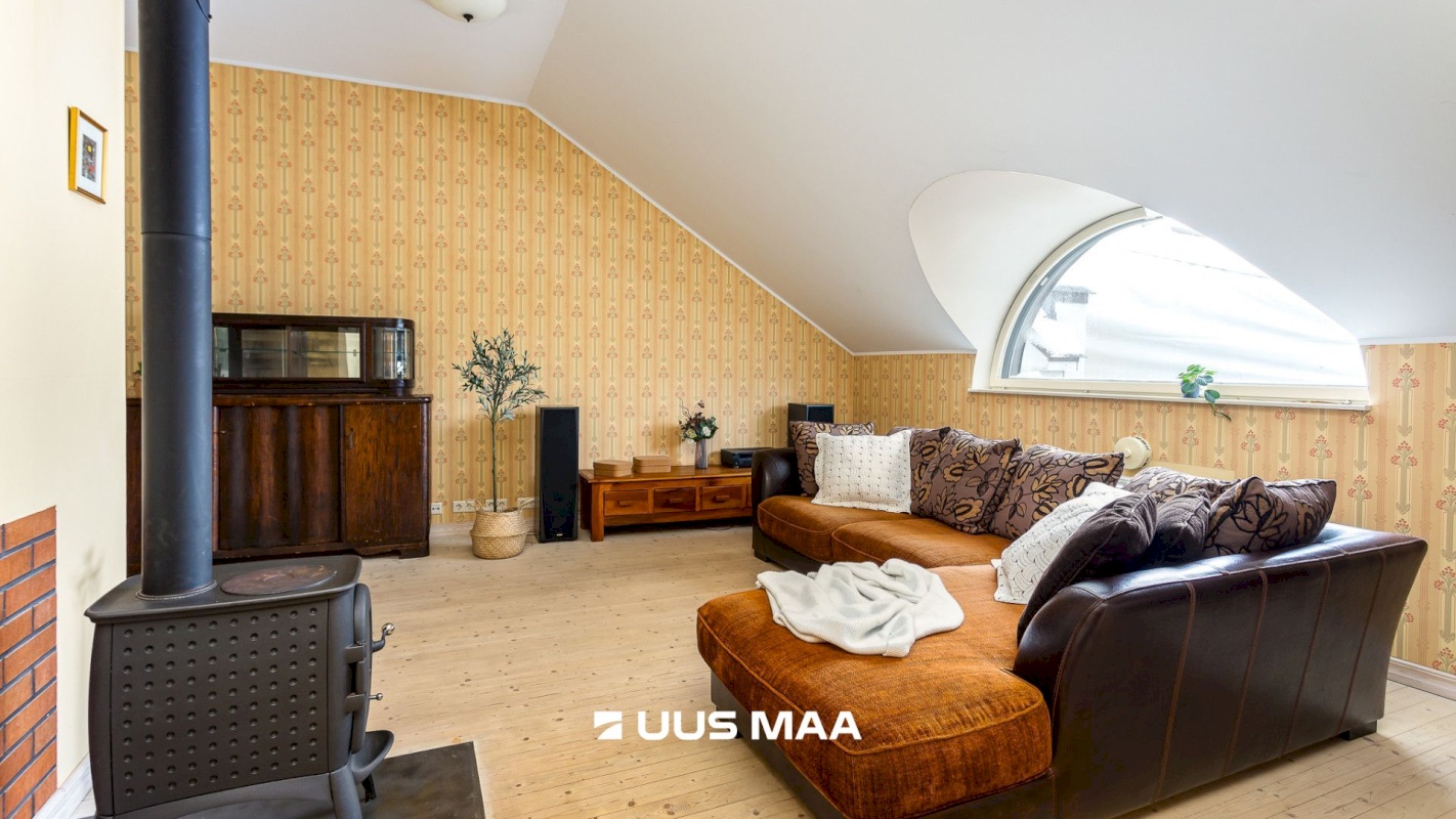 Tallinn, Kesklinna linnaosa, Kadriorg, Koidula 28