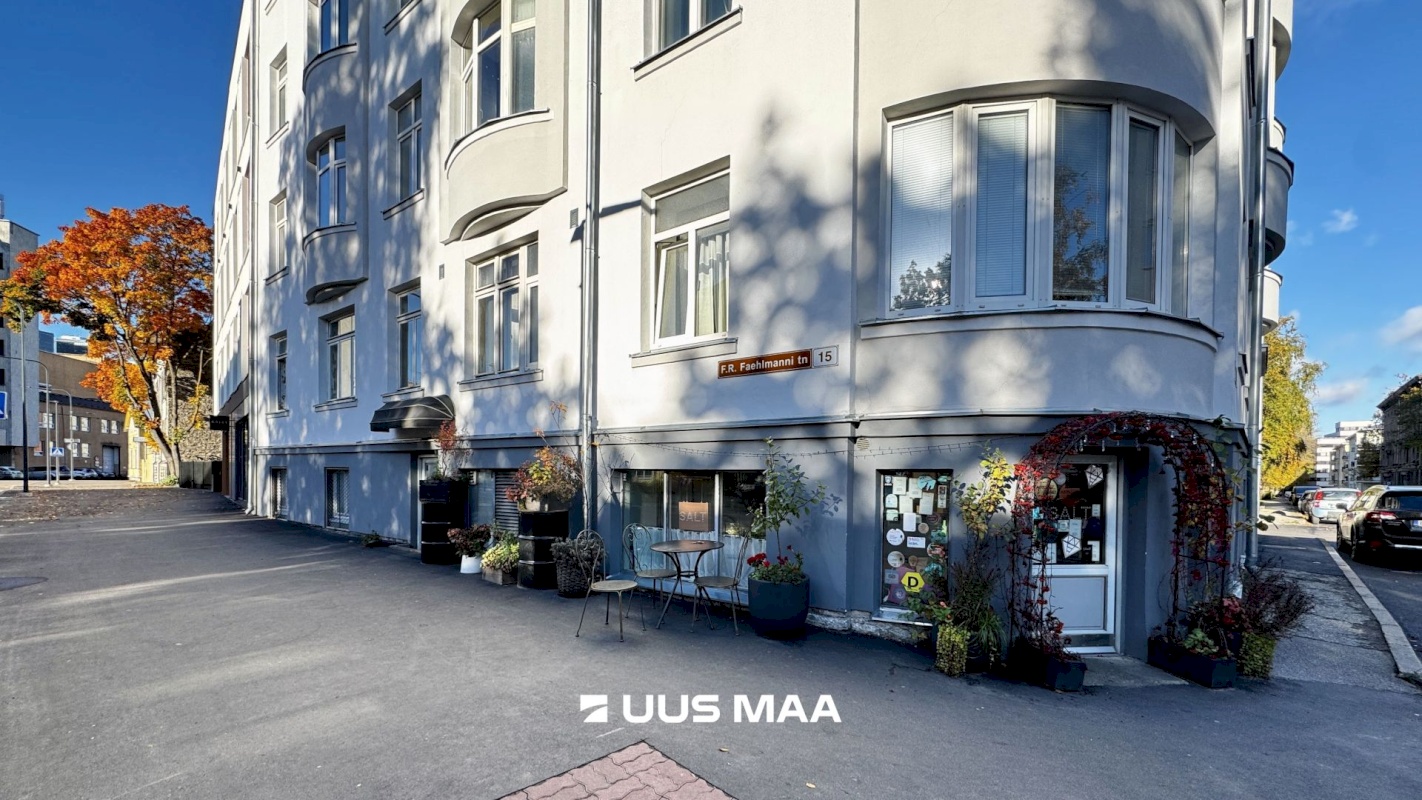 Tallinn, Kesklinna linnaosa, Kadriorg, Koidula 28