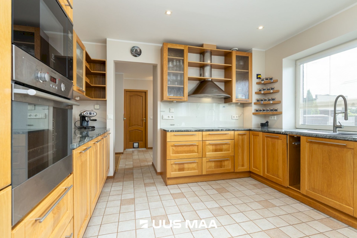 Tallinn, Haabersti linnaosa, Pikaliiva, Rangu 10