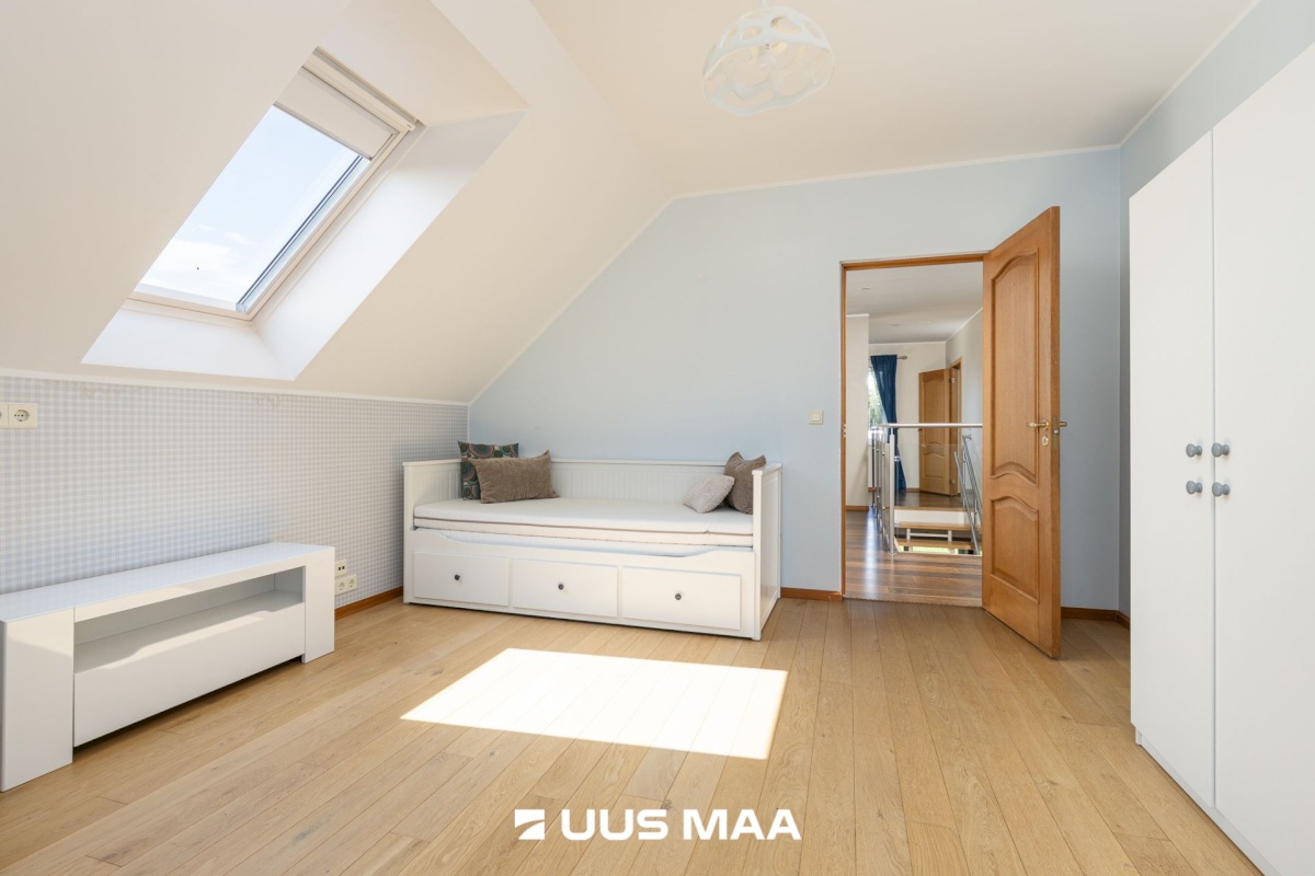 Tallinn, Haabersti linnaosa, Pikaliiva, Rangu 10