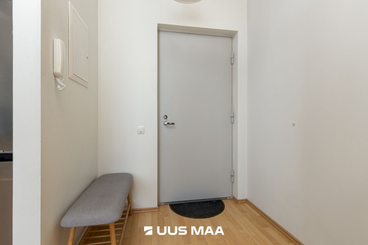 Tallinn, Mustamäe linnaosa, Kadaka, Kadaka pst 169b