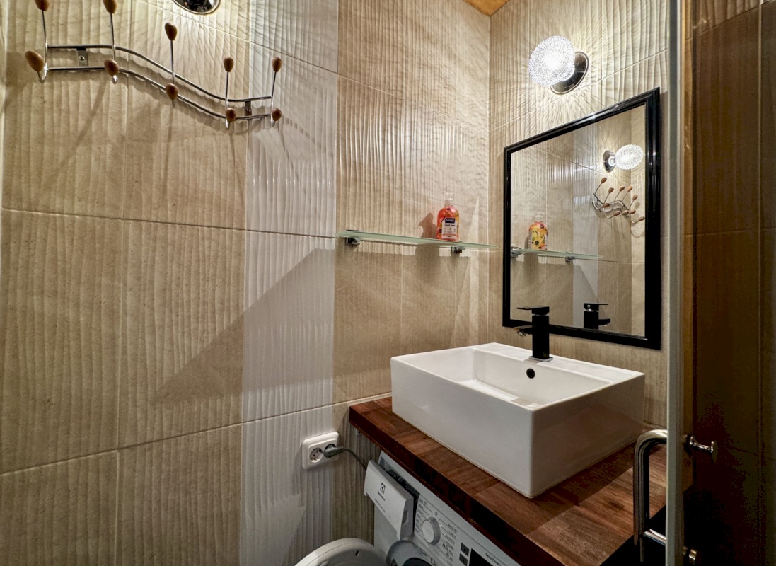 Tallinn, Kesklinna linnaosa, Majaka 3