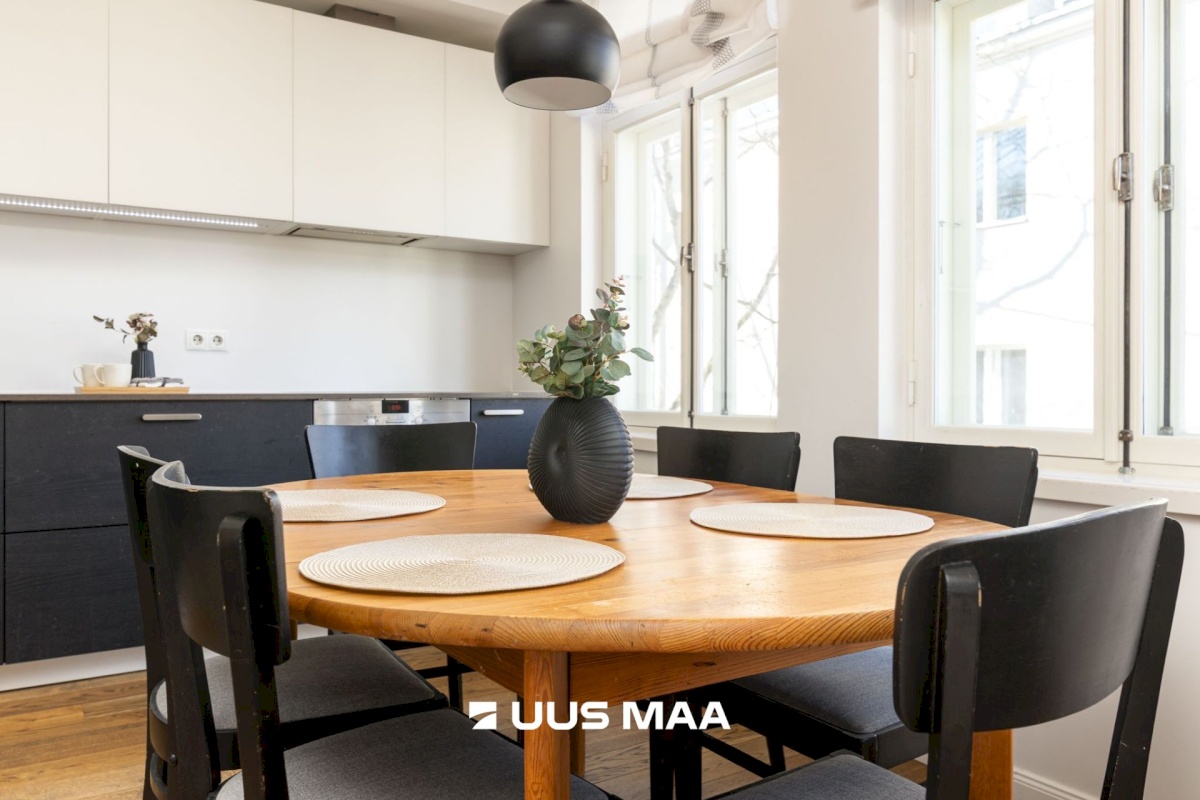 Tallinn, Kesklinna linnaosa, Kadriorg, F.J. Wiedemanni 11