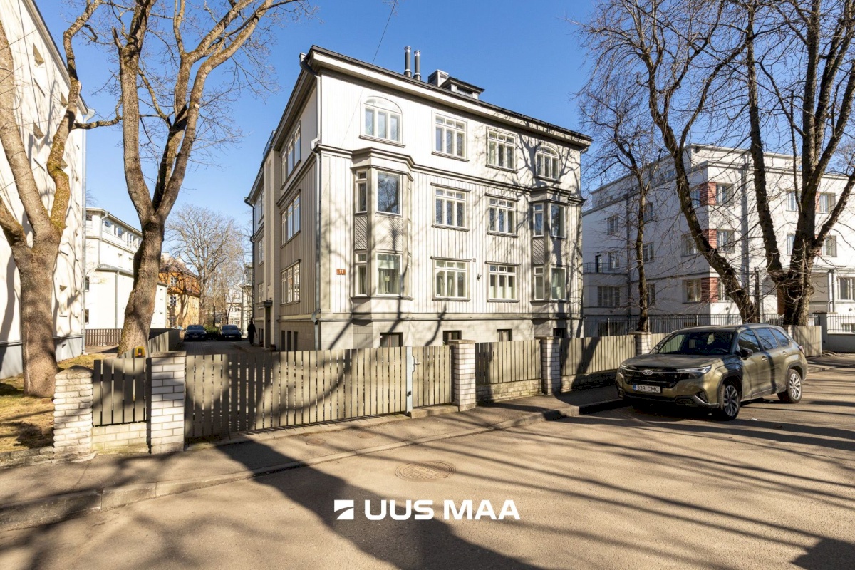 Tallinn, Kesklinna linnaosa, Kadriorg, F.J. Wiedemanni 11