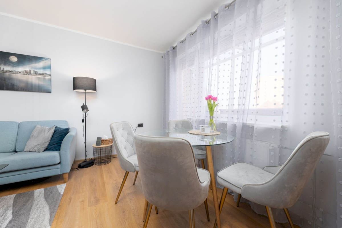 Tallinn, Mustamäe linnaosa, Mustamäe, E. Vilde tee 98