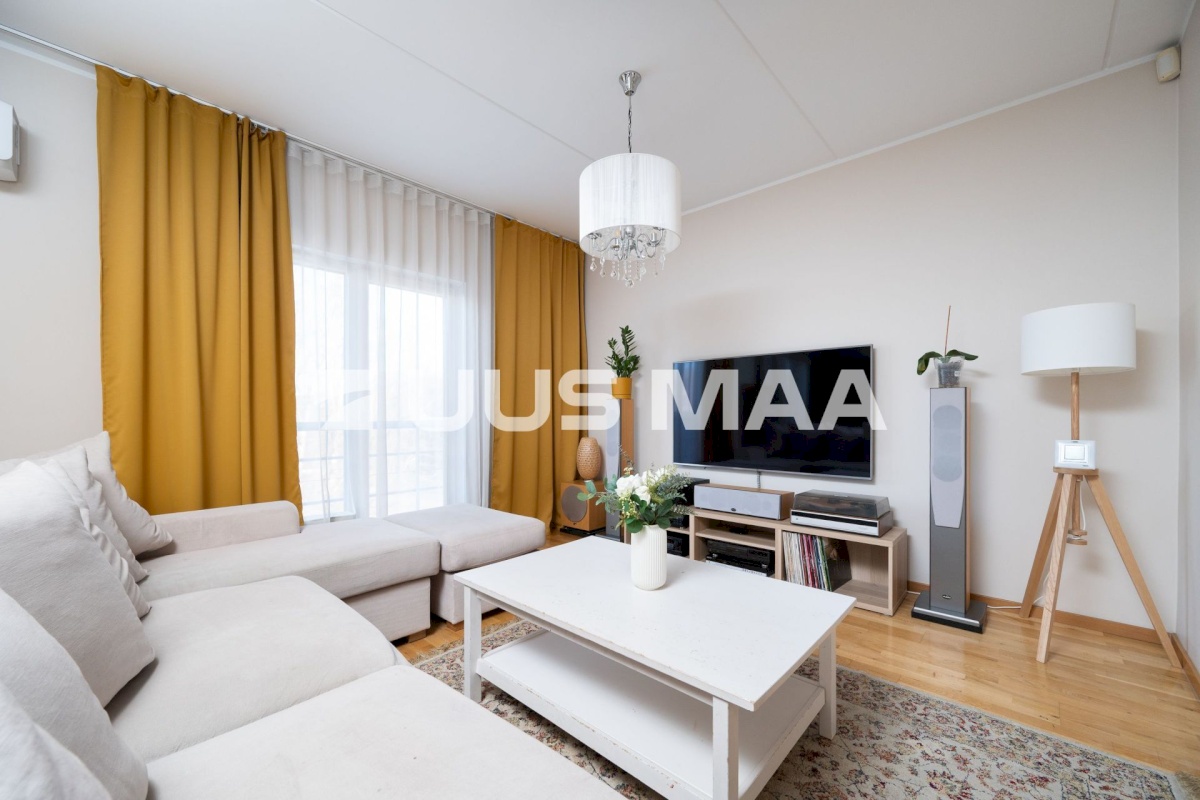 Tallinn, Kesklinna linnaosa, Tatari, Liivalaia 21