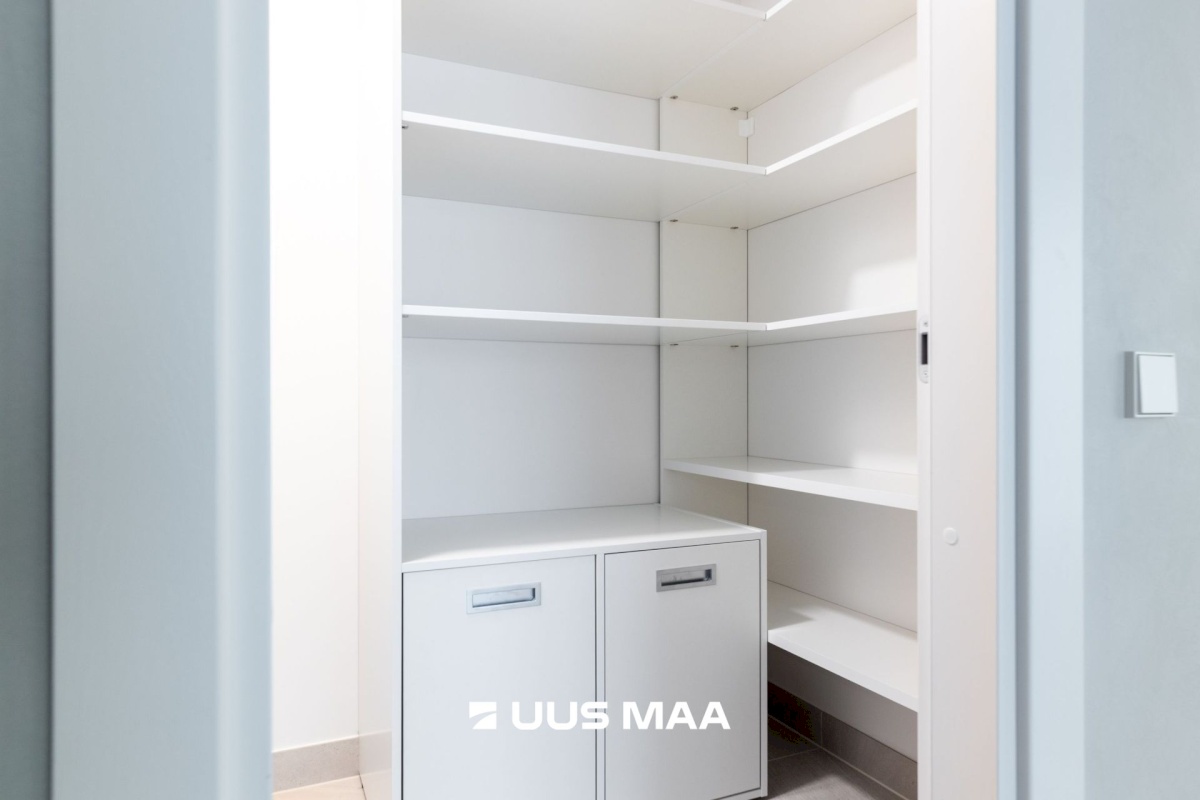 Tallinn, Põhja-Tallinna linnaosa, Kalamaja, Kalaranna 8/12