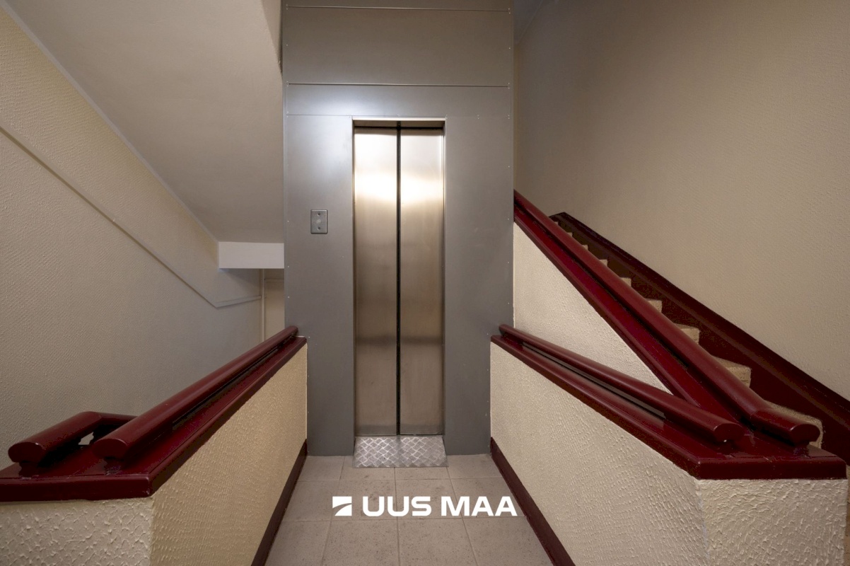 Tallinn, Kesklinna linnaosa, Narva mnt 2