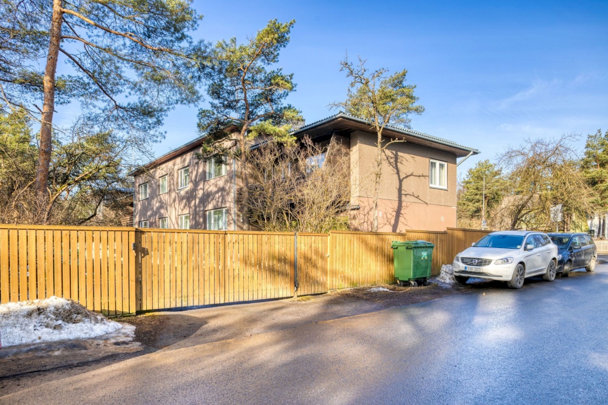 Tallinn, Nõmme linnaosa, Vabaduse pst 133