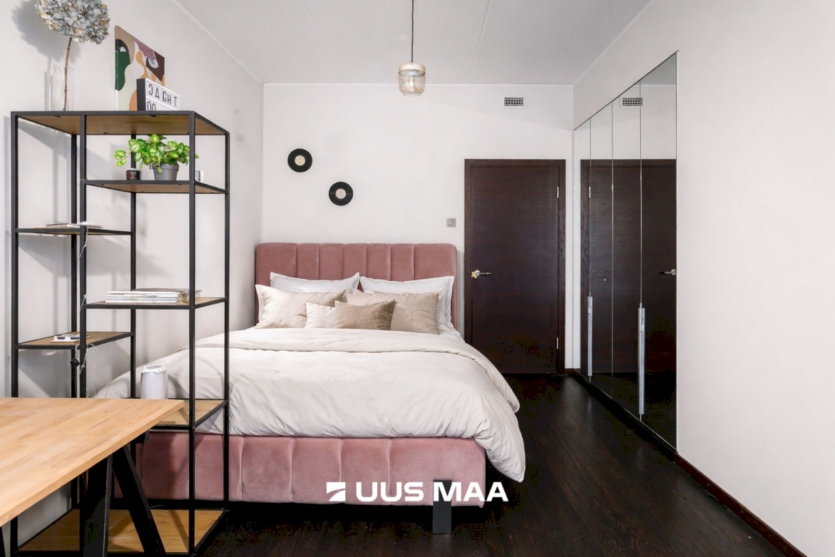 Tallinn, Põhja-Tallinna linnaosa, Kalamaja, Staapli 8