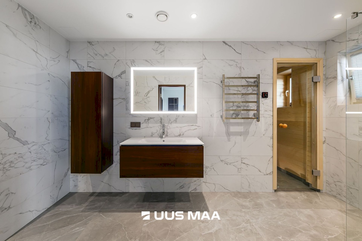 Tallinn, Põhja-Tallinna linnaosa, Kalamaja, Staapli 8