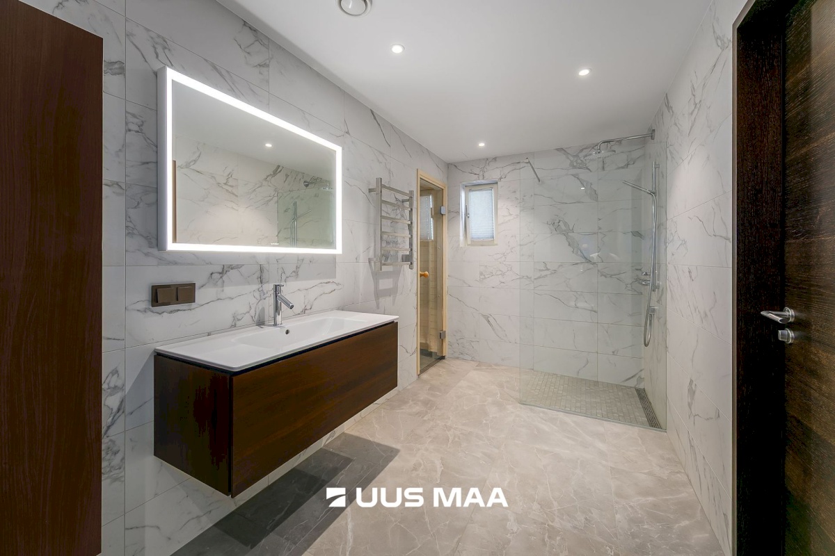 Tallinn, Põhja-Tallinna linnaosa, Kalamaja, Staapli 8