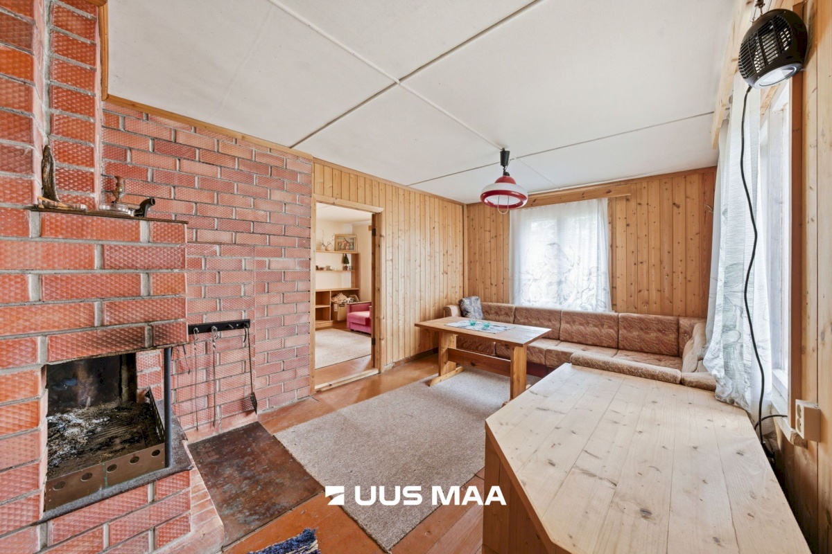 Haljala vald, Vergi küla, Ööbiku tee 10