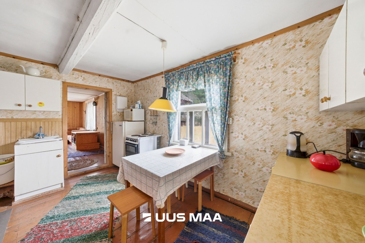 Haljala vald, Vergi küla, Ööbiku tee 10