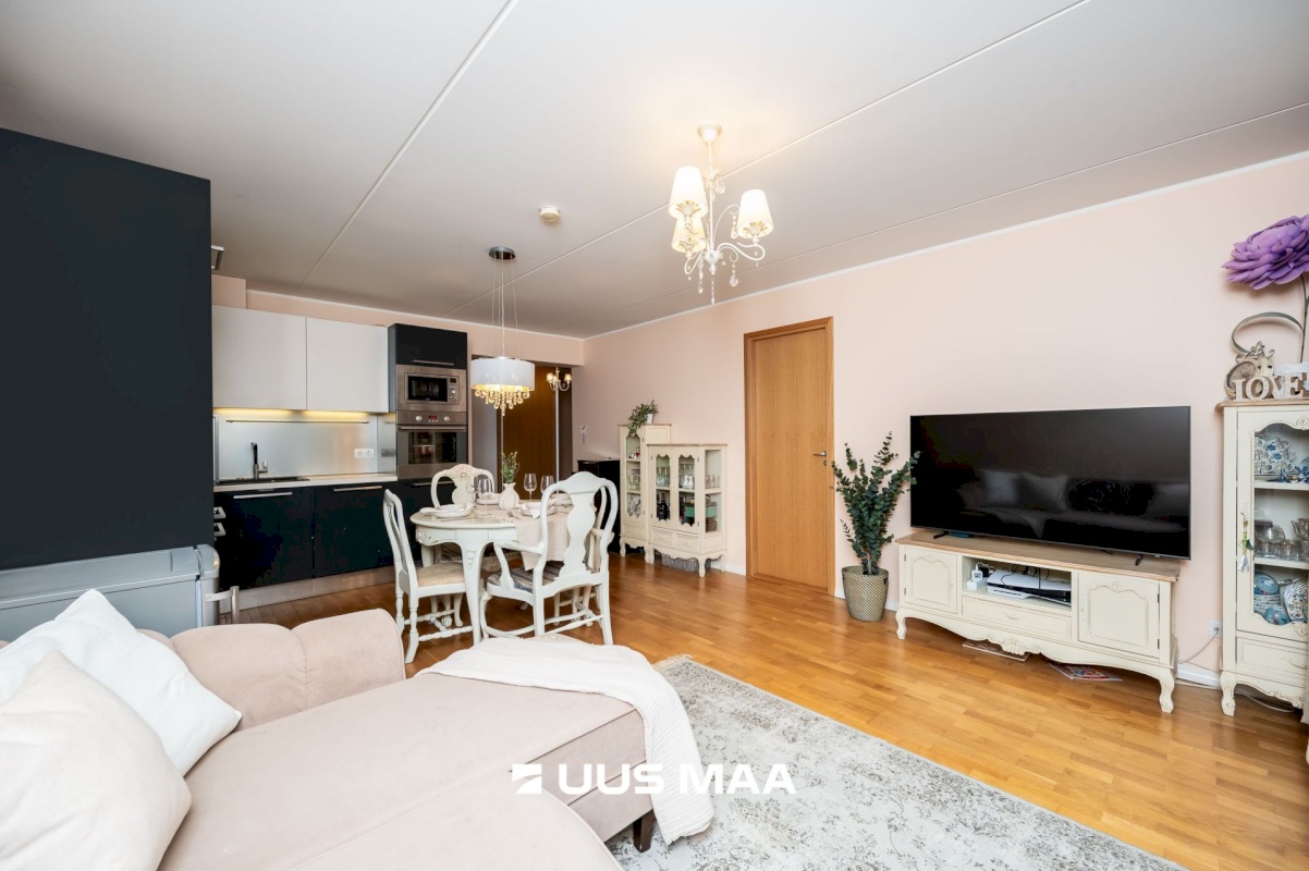 Tallinn, Kesklinna linnaosa, Kadriorg, Uuslinna 5