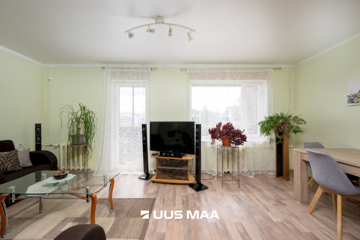 Hiiumaa vald, Kärdla linn, Heltermaa mnt 15