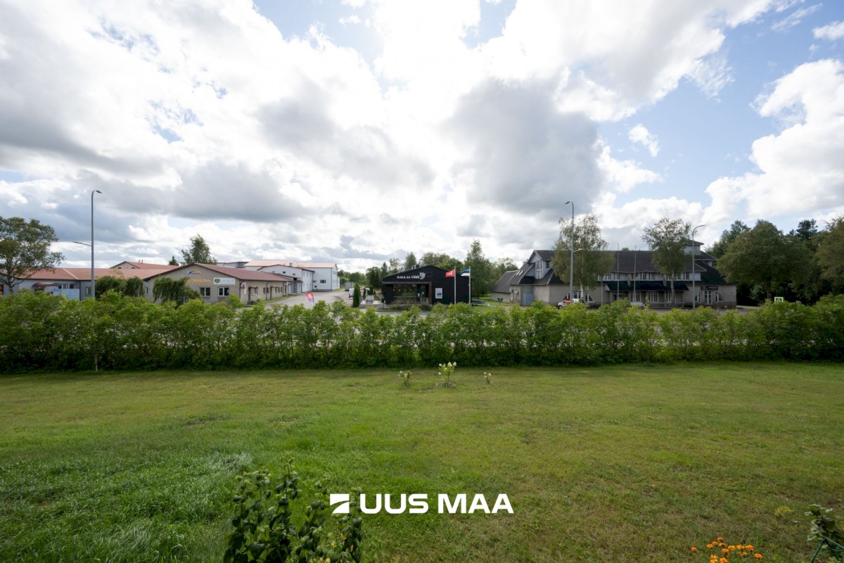 Hiiumaa vald, Kärdla linn, Heltermaa mnt 15