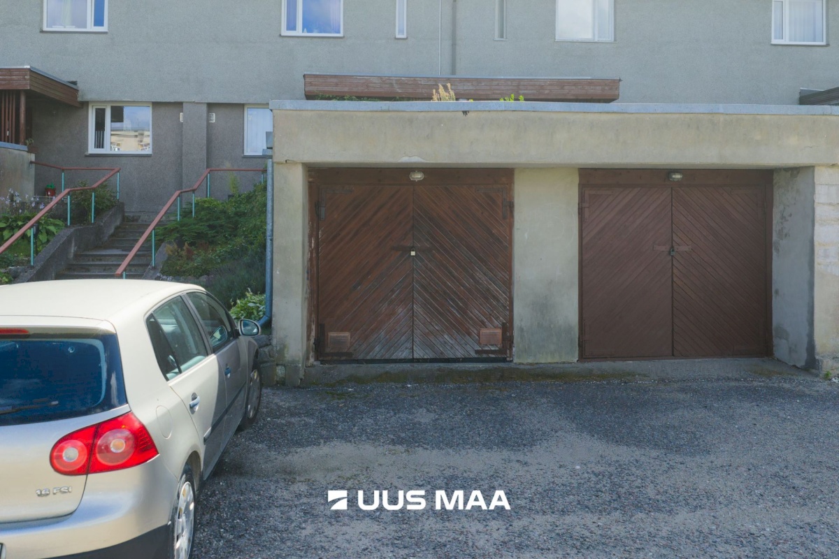 Hiiumaa vald, Kärdla linn, Heltermaa mnt 15