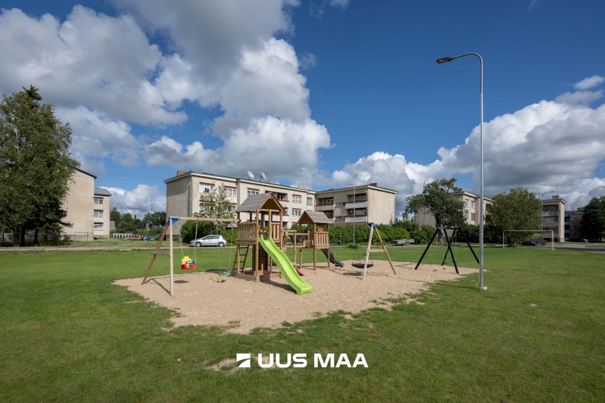 Hiiumaa vald, Kärdla linn, Heltermaa mnt 15