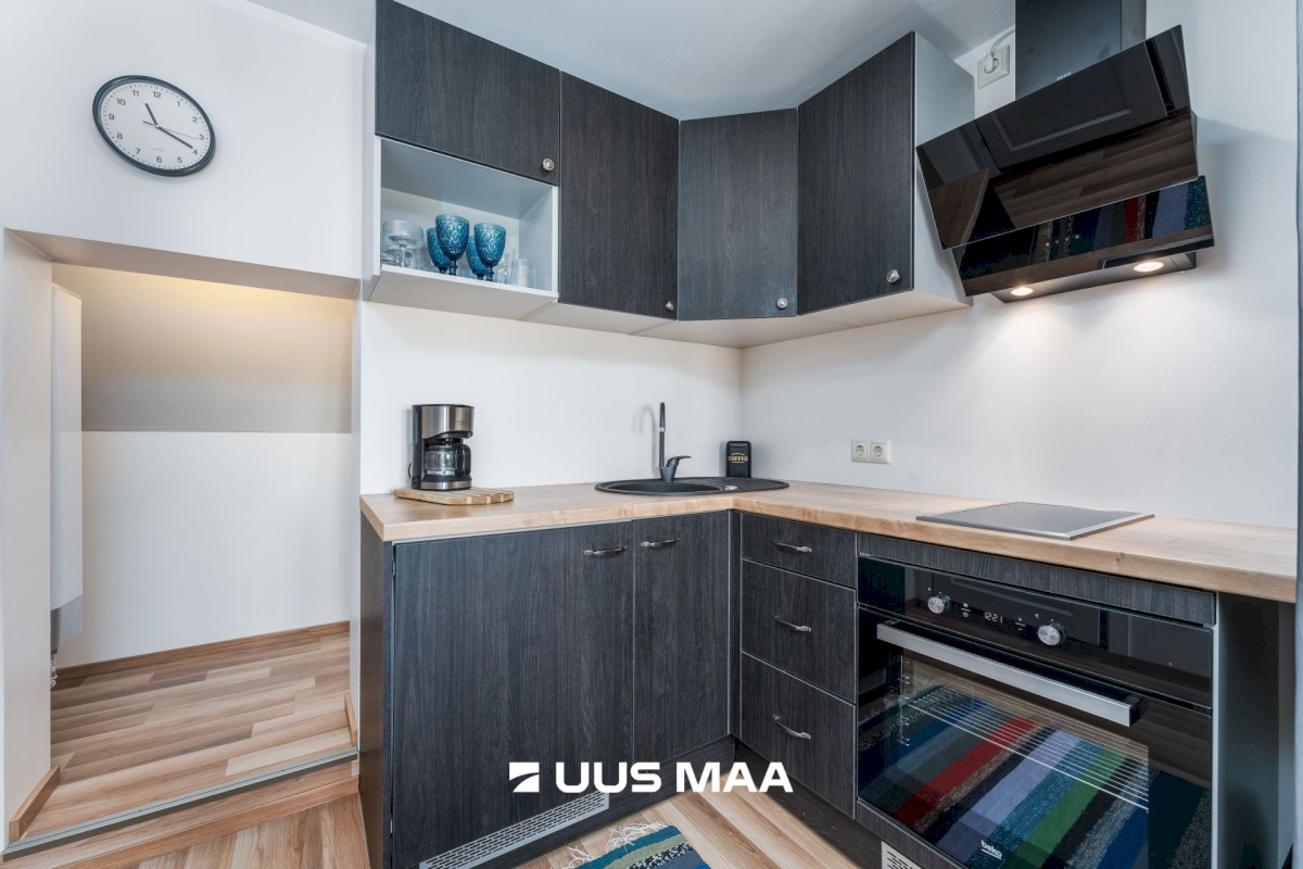 Pärnu linn, Pärnu linn, Kesklinn, Aia 9/1-6