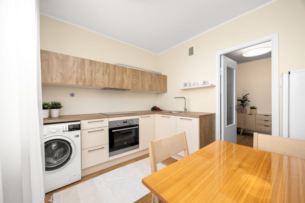 Tallinn, Lasnamäe linnaosa, Kärberi 12