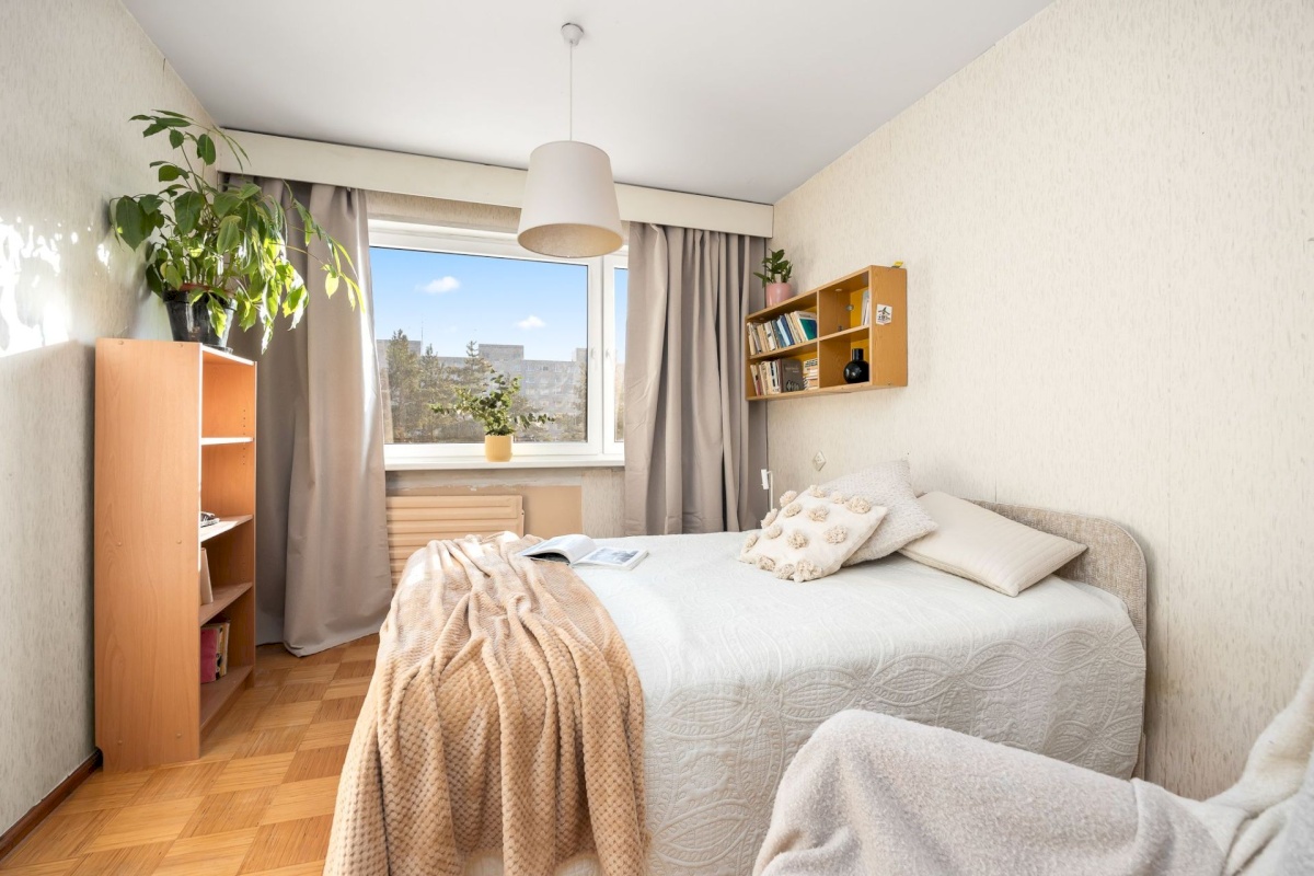 Tallinn, Lasnamäe linnaosa, Kärberi 12