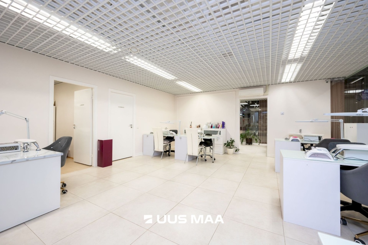 Tallinn, Mustamäe linnaosa, Karjavälja tn 4