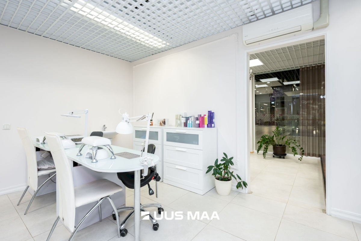 Tallinn, Mustamäe linnaosa, Karjavälja tn 4