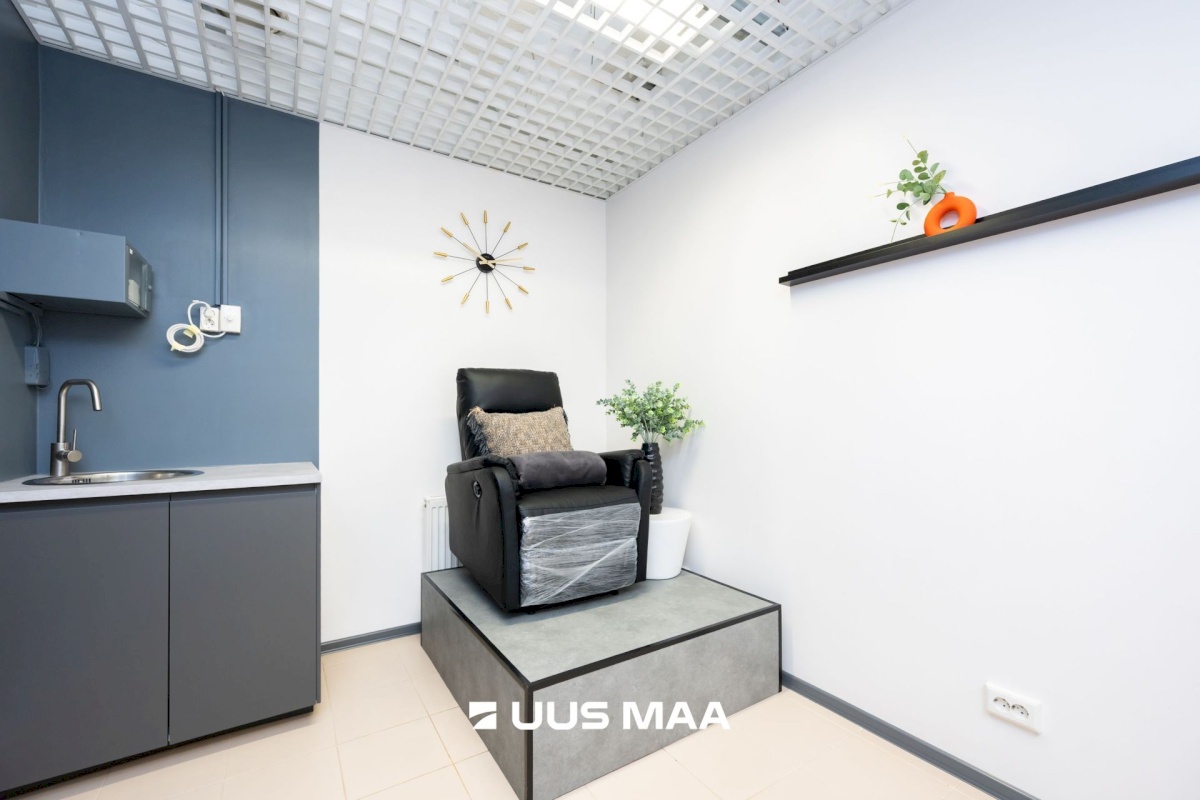 Tallinn, Mustamäe linnaosa, Karjavälja tn 4