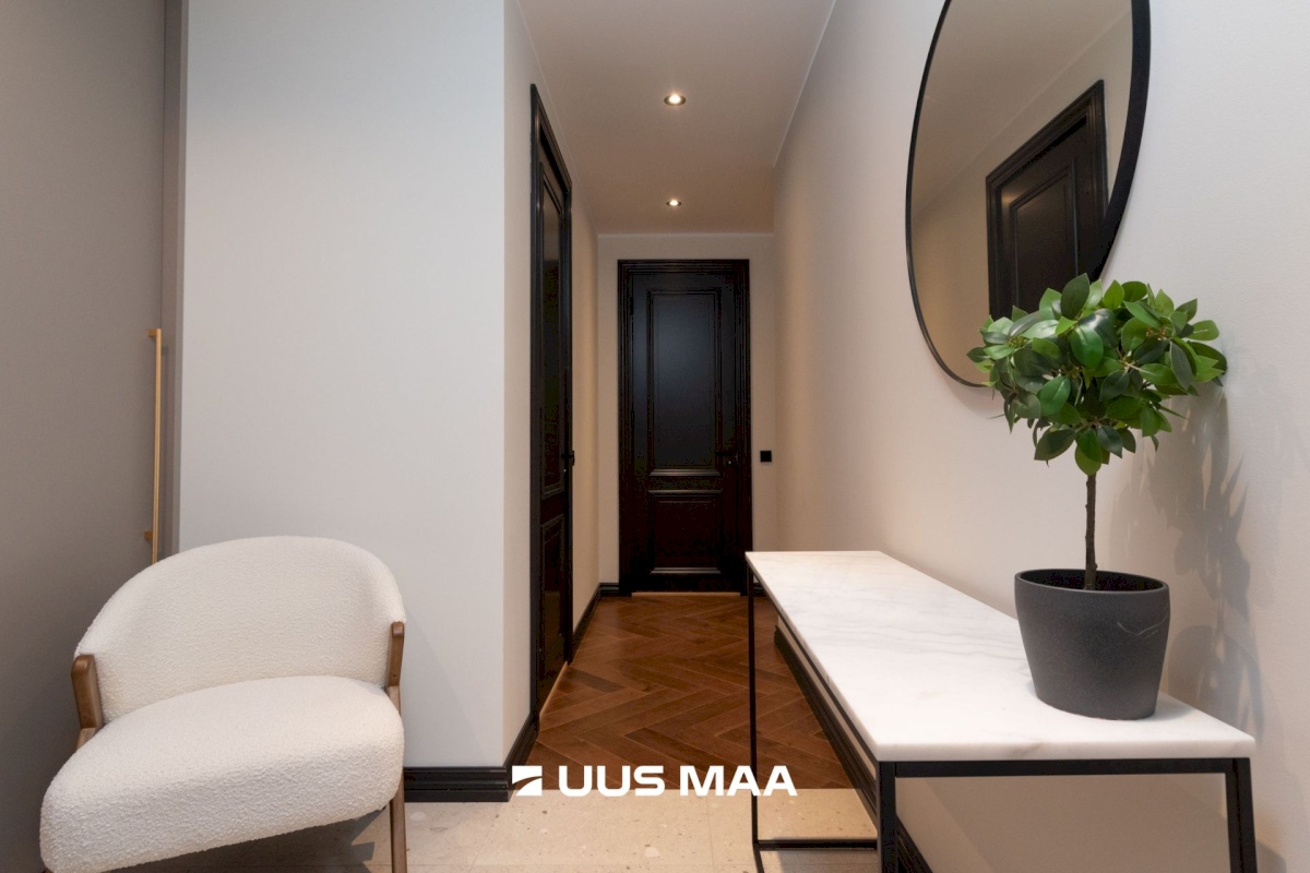 Tallinn, Nõmme linnaosa, Pärnu mnt 328