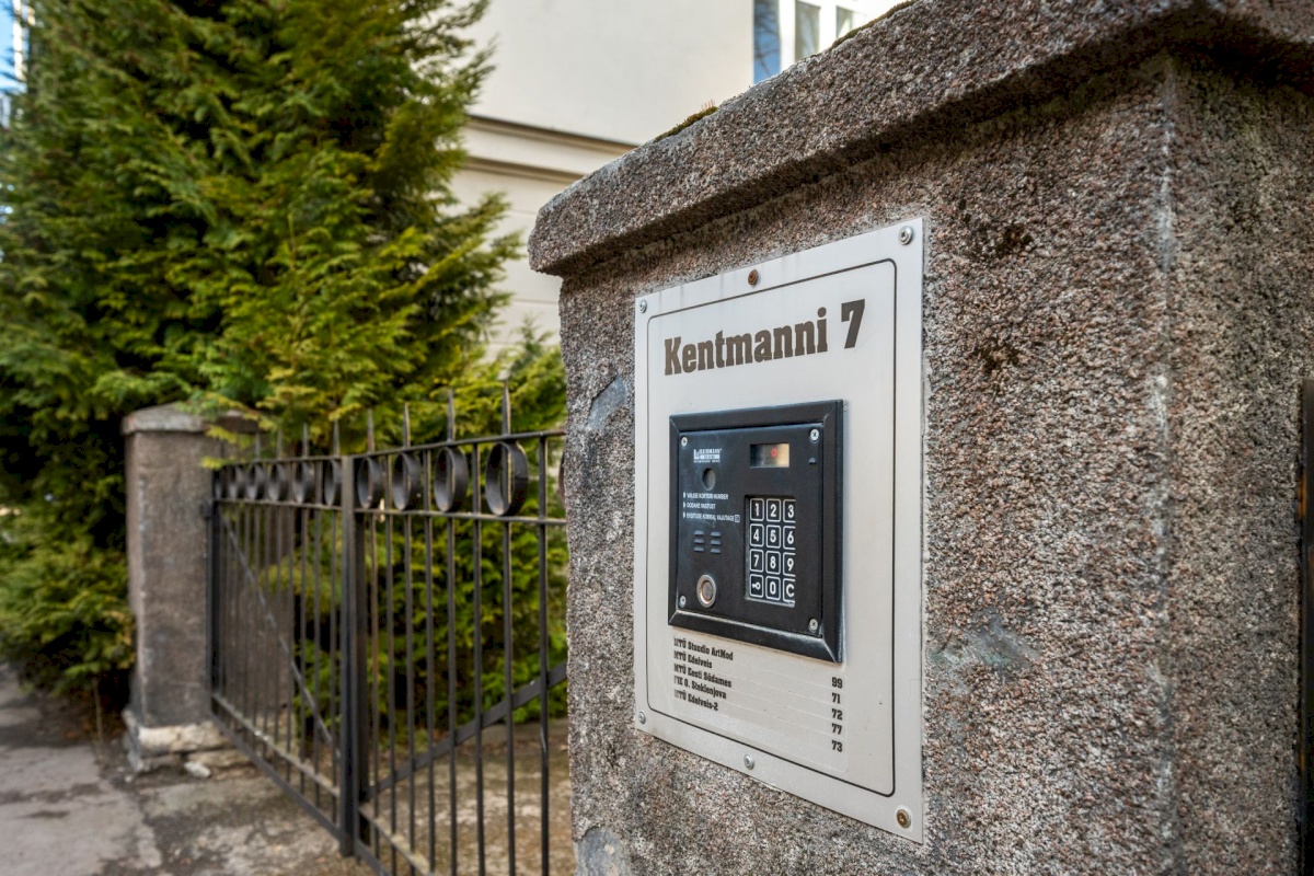 Tallinn, Kesklinna linnaosa, Sibulaküla, Kentmanni 7