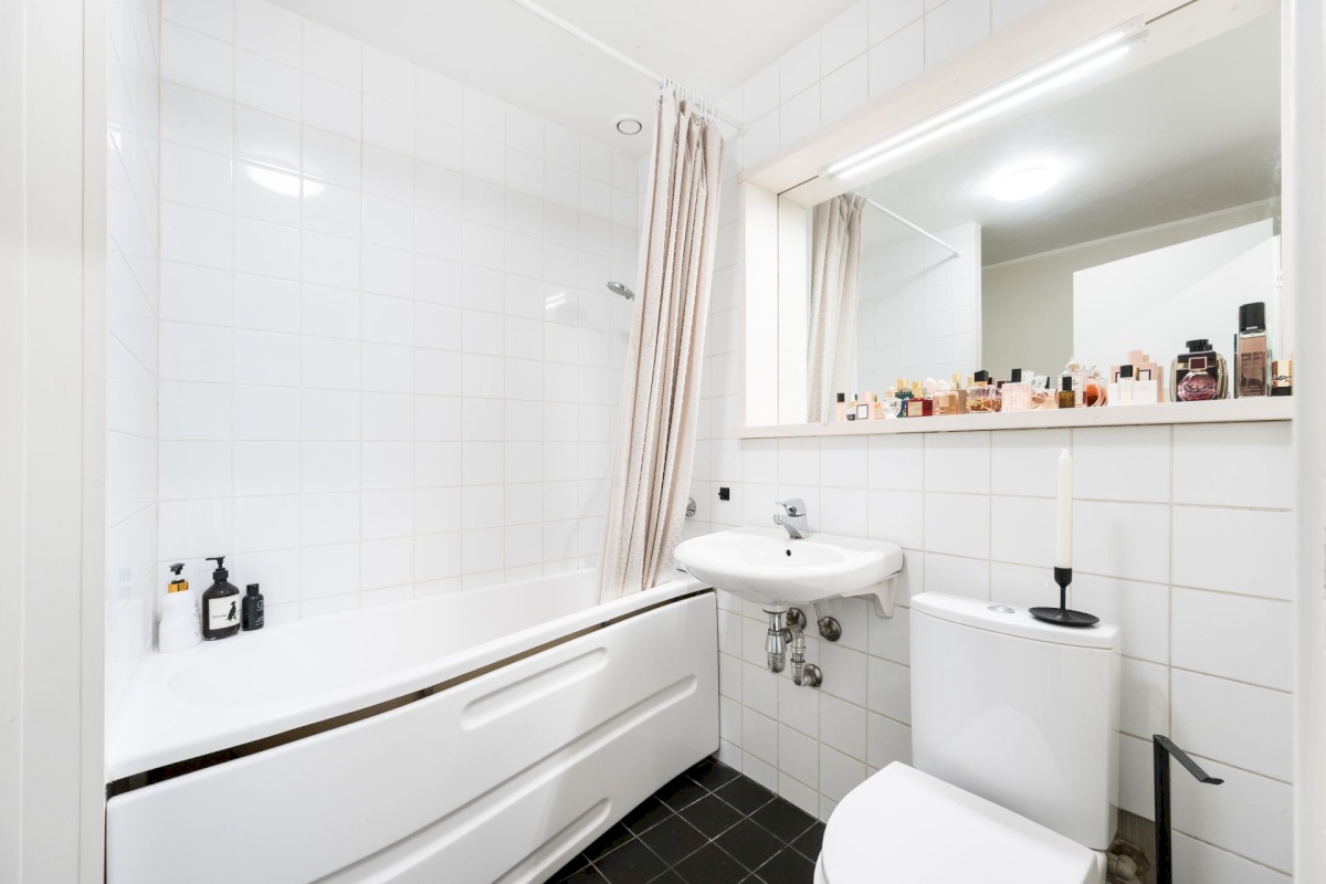 Tallinn, Kesklinna linnaosa, Sibulaküla, Kentmanni 7