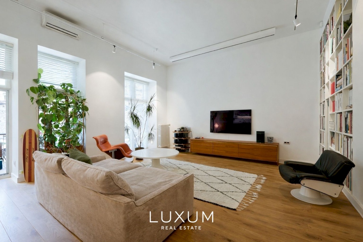 Tallinn, Kesklinna linnaosa, Kreutzwaldi 10