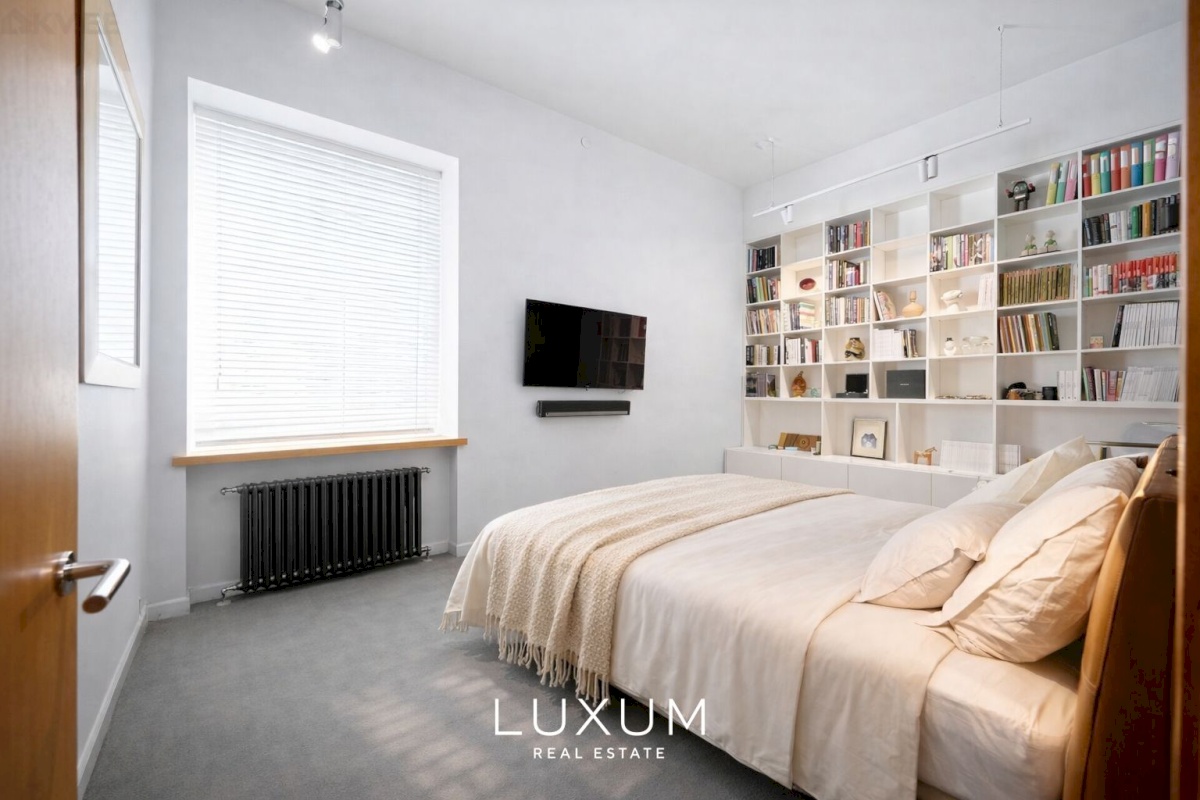 Tallinn, Kesklinna linnaosa, Kreutzwaldi 10