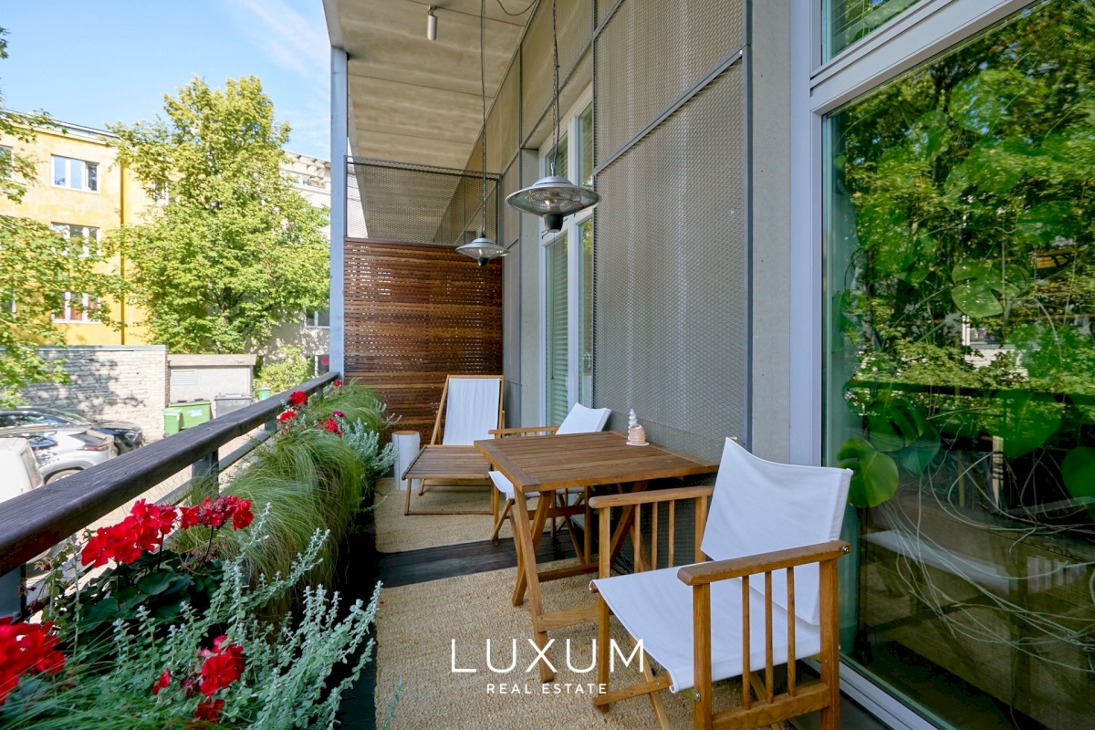 Tallinn, Kesklinna linnaosa, Kreutzwaldi 10