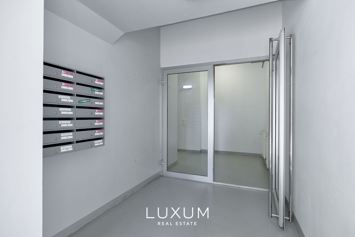 Tallinn, Kesklinna linnaosa, Kreutzwaldi 10