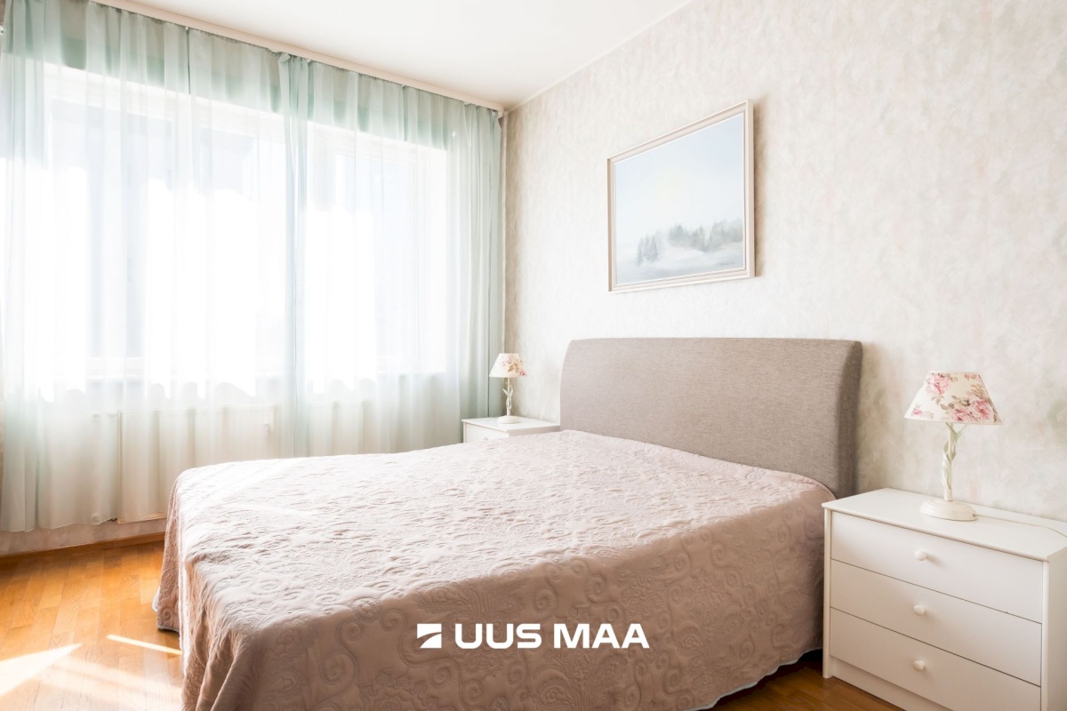 Tallinn, Kesklinna linnaosa, Kaubamaja 4