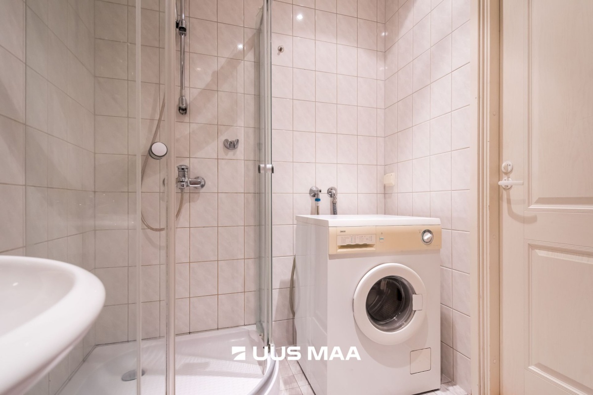 Tallinn, Kesklinna linnaosa, Kaubamaja 4